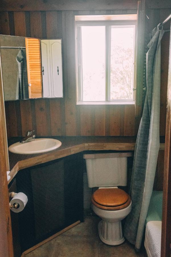 Nordet Motel Saint Georges De Malbaie Eksteriør bilde